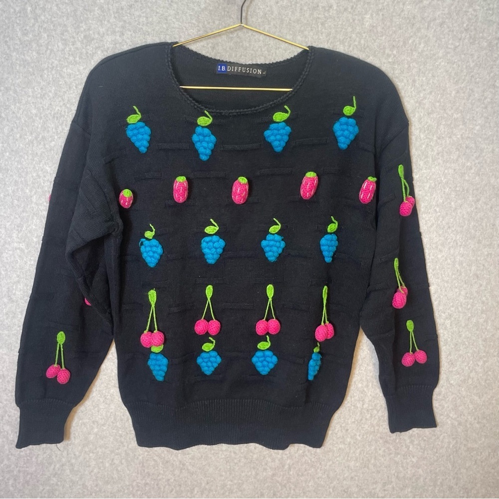 I.B. Diffusion Vintage 90’s 3D Fruit Embellished Sweater